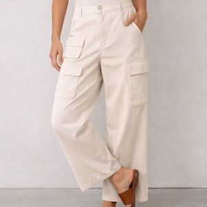 Aritzia Tna Sateen Picture Cargo Pants Light Birch Size 8